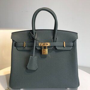 Classic Hermes Bag: A Stylish and Versatile Choice for Elegance